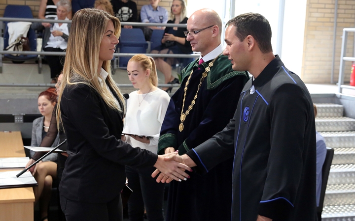 Diplomaosztó az egyetemen (2018)* - fotó: Sándor Judit