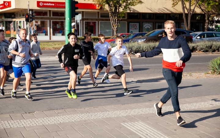 Óriási tesióra a főtéren - fotó: Ónodi Zoltán