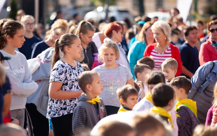 Óriási tesióra a főtéren - fotó: Ónodi Zoltán