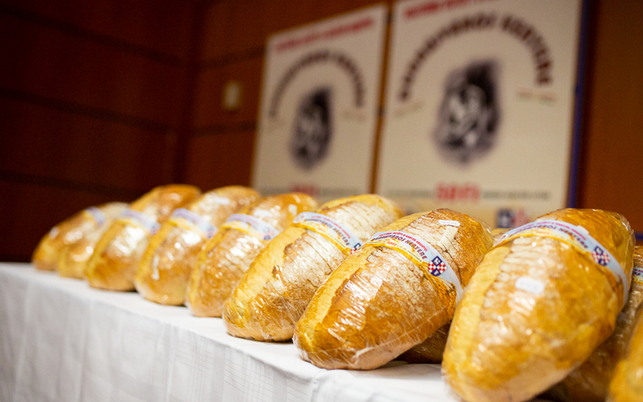 Dunaújváros Kenyere - Ünnepi adományátadó - fotó: Ónodi Zoltán