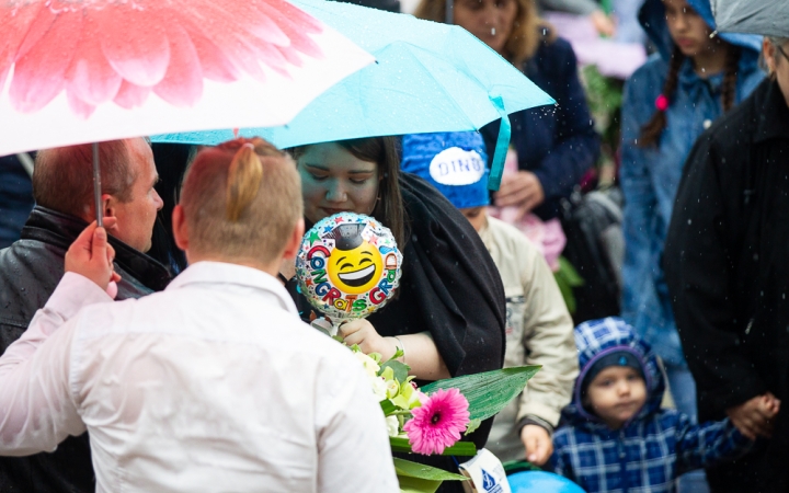 A Lorántffy iskola diákjainak ballagása a főtéren - fotó: Ónodi Zoltán