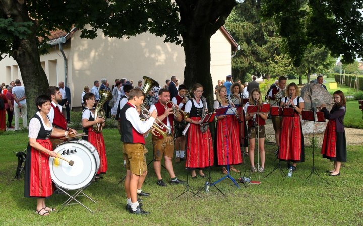 Altomünsteri vendégek Nagyvenyimen - fotó: Ónodi Zoltán