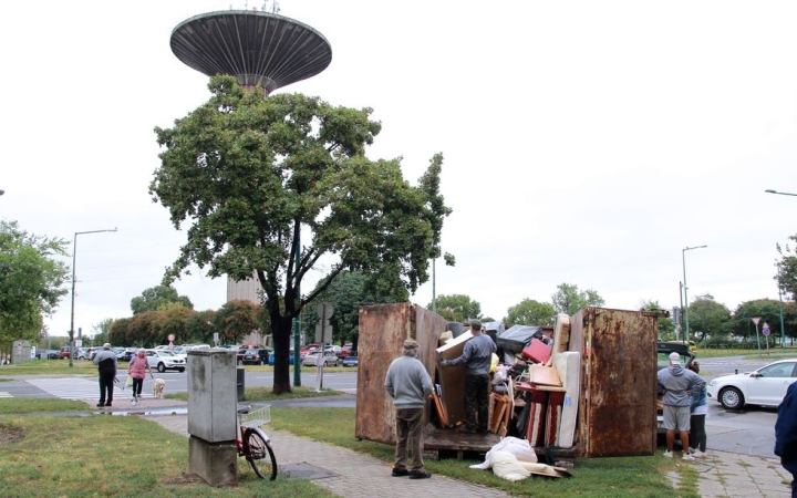 Lomtalanítás a Római városrészben - fotó: 