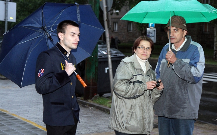 Énekszóval búcsúzók - a Szalamander képekben - fotó: Sándor Judit