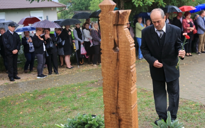 A Jakó-házaspár emlékművének avatása - fotó: 