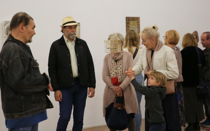 A megyei tárlat megnyitója az Uitz Teremben - fotó: 