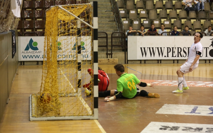 Futsal: Dunaferr DF Renalpin FC - Berettyóújfalu  - fotó: Ónodi Zoltán