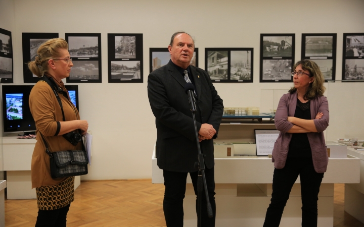 Várostörténeti tárlat az Intercisa Múzeumban  - fotó: 