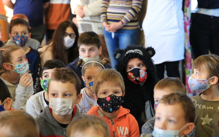 Mackónapi kavalkád a Szabó Magda iskolában - fotó: 