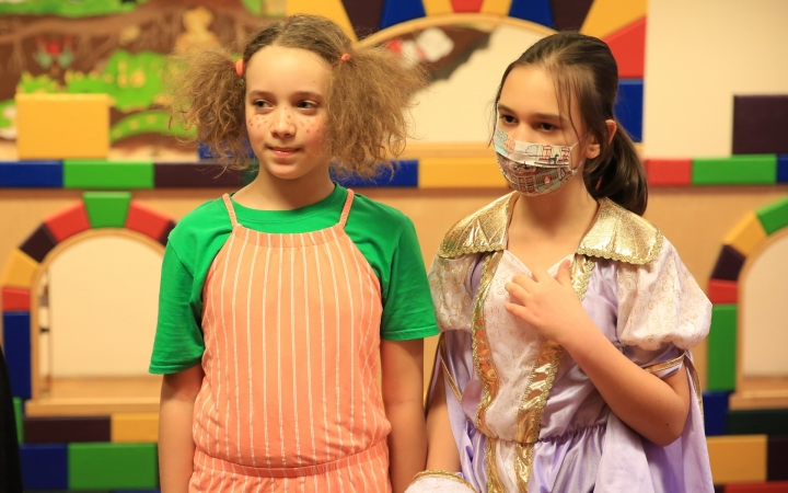 Cimbora-farsang a gyermekkönyvtárban - fotó: 