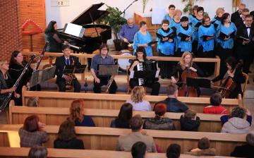 Jótékony célú Pedagóguskoncert az evangélikus templomban - fotó: 