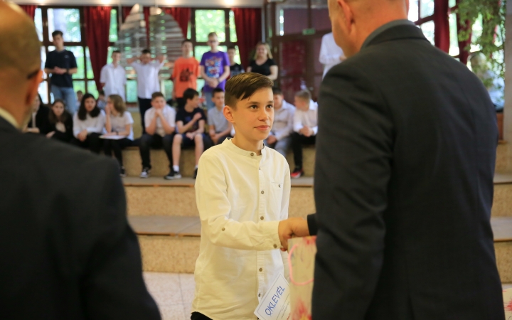 Diákok alkotópályázati tárlata a Szivacs Galériában - fotó: 