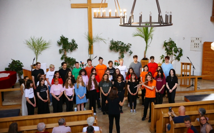 A Széchenyi fotószakkörének kiállításmegnyitója - fotó: 