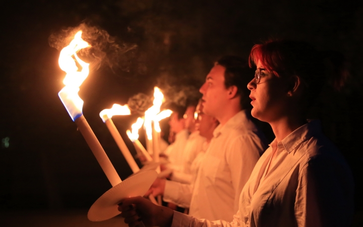 Szalamanderrel búcsúztak az egyetemisták – végig a városon - fotó: 