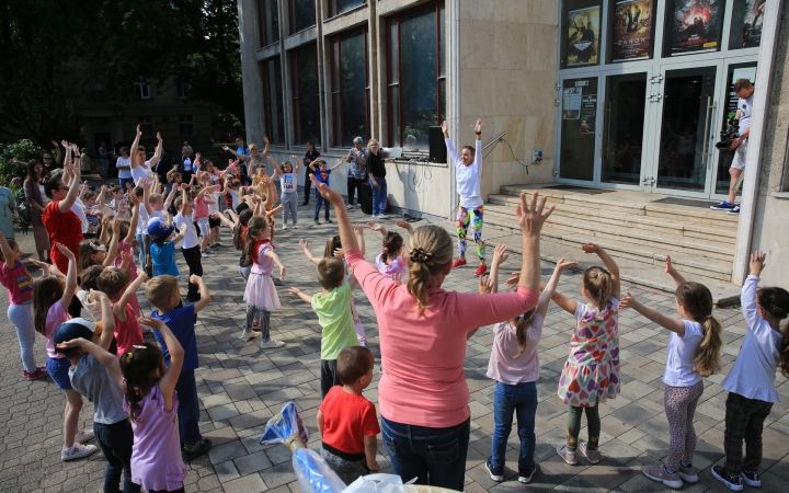 Gyermeknapi rajzversenyt szervezett a DLSZ - fotó: 