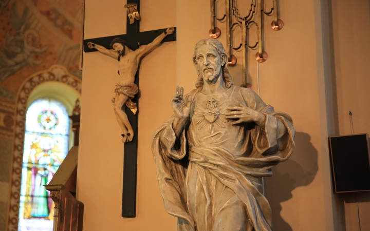 Jótékony koncert a Szentháromság templomban - fotó: 