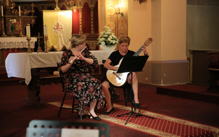 Jótékony koncert a Szentháromság templomban - fotó: 