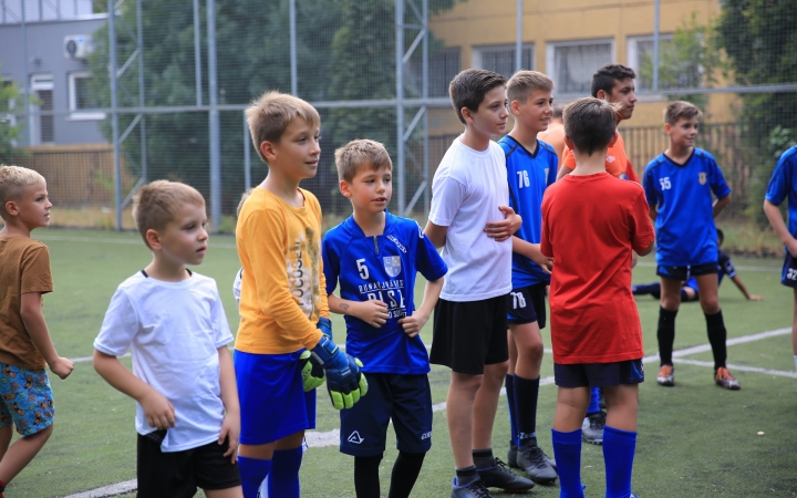 Sportnap a menekült gyerekekkel - fotó: 