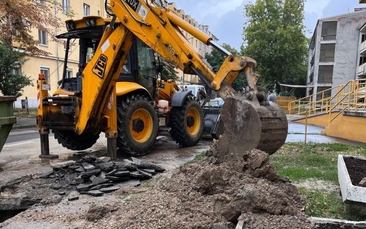 Csőtörés a Bocskai utcában - fotó: 