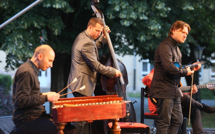 Idén is Petőfi Művészeti Liget! - fotó: Ónodi Zoltán Idén is Petőfi Művészeti Liget! - fotó: Ónodi Zoltán