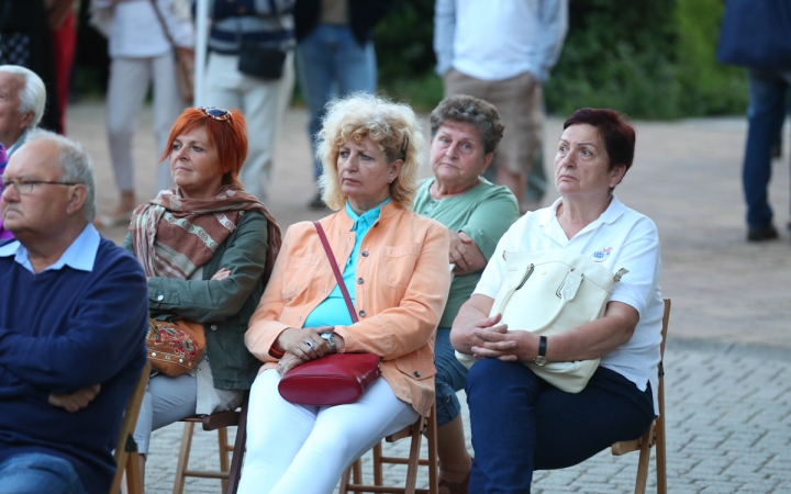 Idén is Petőfi Művészeti Liget! - fotó: Ónodi Zoltán Idén is Petőfi Művészeti Liget! - fotó: Ónodi Zoltán