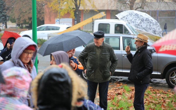 Élőlánc, demonstráció és nyílt fórum az oktatás válsága miatt - fotó: 