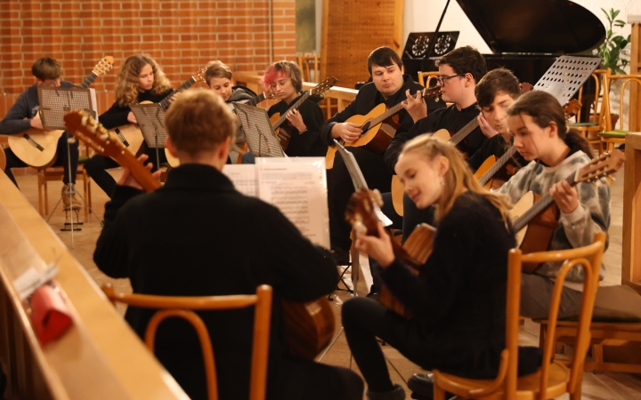 Zenés élménycsomag az evangélikus templomban - fotó: 