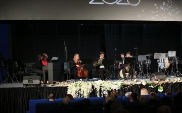 Újévköszöntő koncert a Sándor Frigyes Zeneiskolától - fotó: 