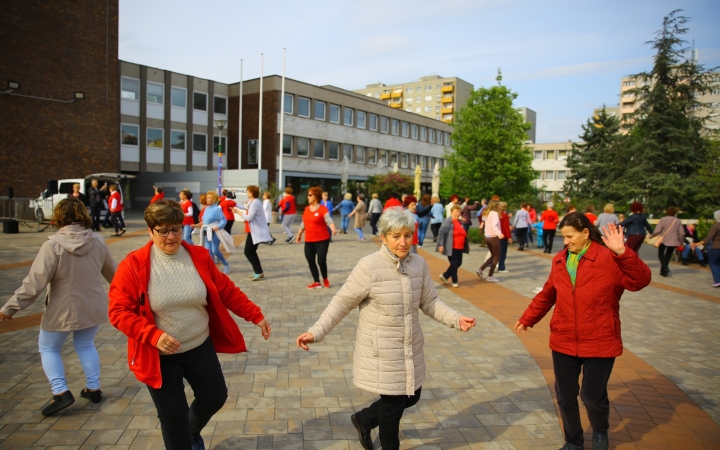 Tánc a téren, tánc a színpadon a világnapon! - fotó: 