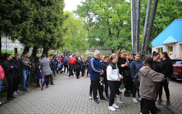 Együtt gyászolta Kexet a nagy jégkorongos család - fotó: 