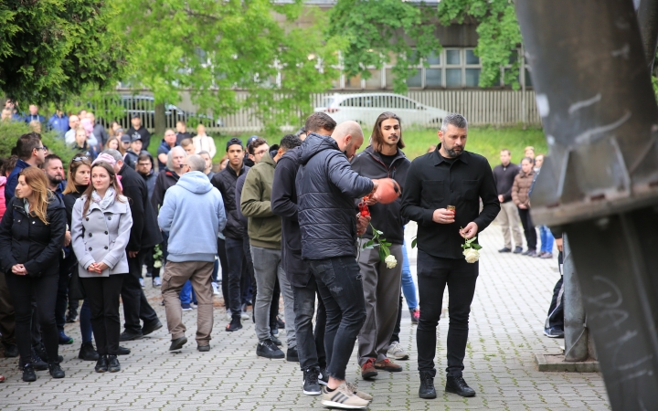 Együtt gyászolta Kexet a nagy jégkorongos család - fotó: 