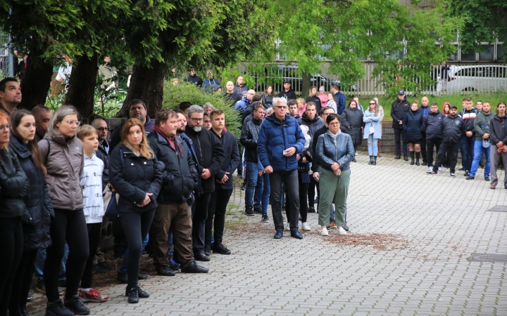 Együtt gyászolta Kexet a nagy jégkorongos család - fotó: 