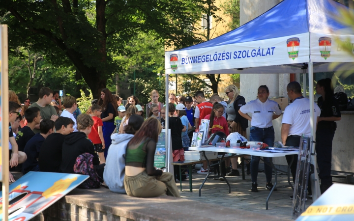 Képes összegzés a Rendvédelmi nap kínálatáról - fotó: 