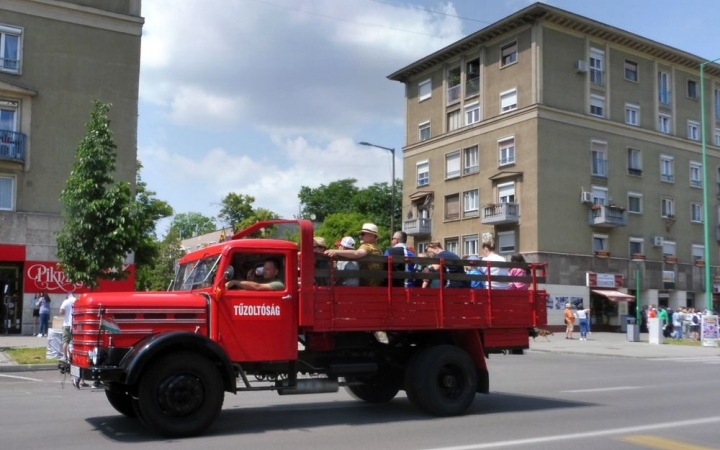 Közösségi fesztiválképtár - fotó: 