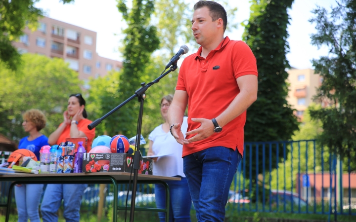 Sport és játék az iskolaudvaron – családoknak, együtt! - fotó: 
