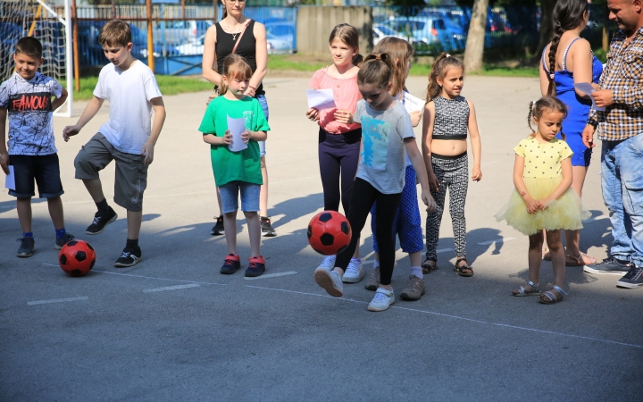 Sport és játék az iskolaudvaron – családoknak, együtt! - fotó: 