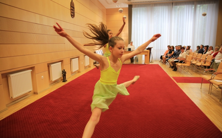 Óvodapedagógusok és segítők köszöntése (2023) - fotó: 