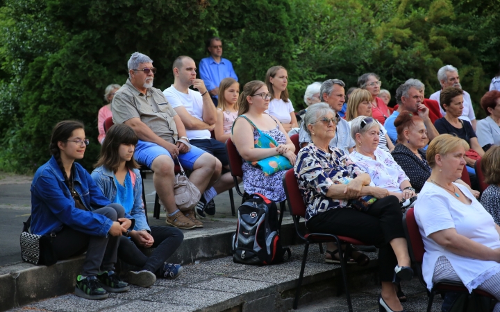 Jubileumi évtől búcsúzott a Dunaújvárosi Vegyeskar - fotó: 