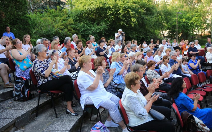 Jubileumi évtől búcsúzott a Dunaújvárosi Vegyeskar - fotó: 