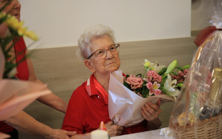 Családi körben köszöntötték 100. születésnapján - fotó: 