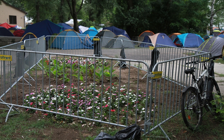 A Rockmaraton képekben - első nap. Omen, Rómaó Vérzik, Kovbojok, Baracka - fotó: Sándor Judit