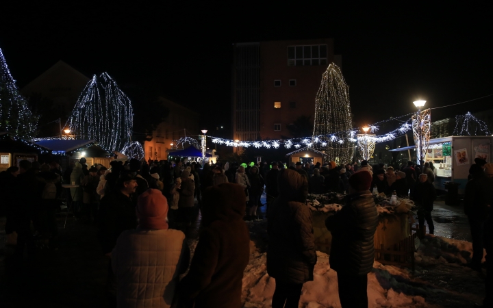 A Nagy Adventi Forgatag Galéria (2023) - fotó: 