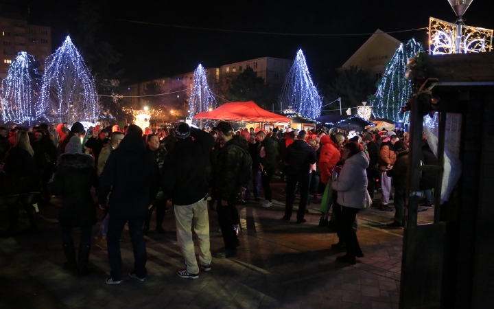 Szilveszter a Városháza téren - fotó: 