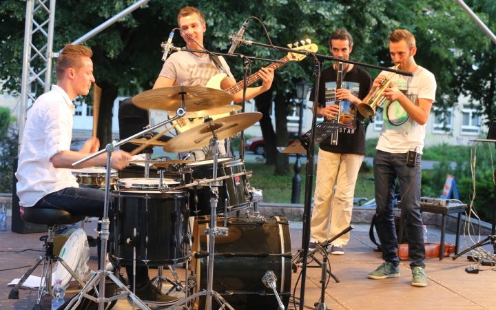 Koós-Hutás Áron jazztrombitás a Ligetben - fotó: Ónodi Zoltán