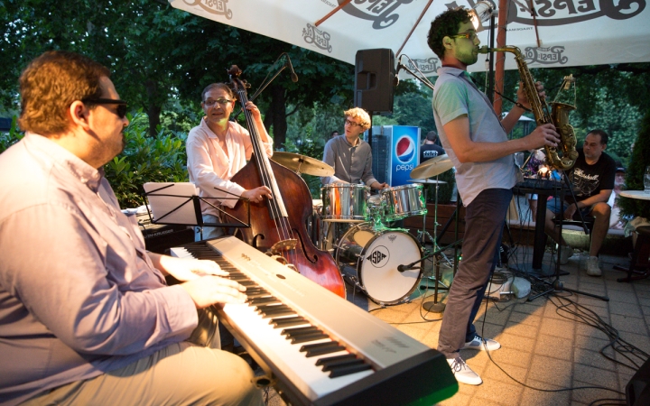 Soso Lakatos Quartet a Művész teraszán - fotó: Ónodi Zoltán