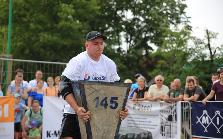 Nemzetközi erős emberek versenye - fotó: 
