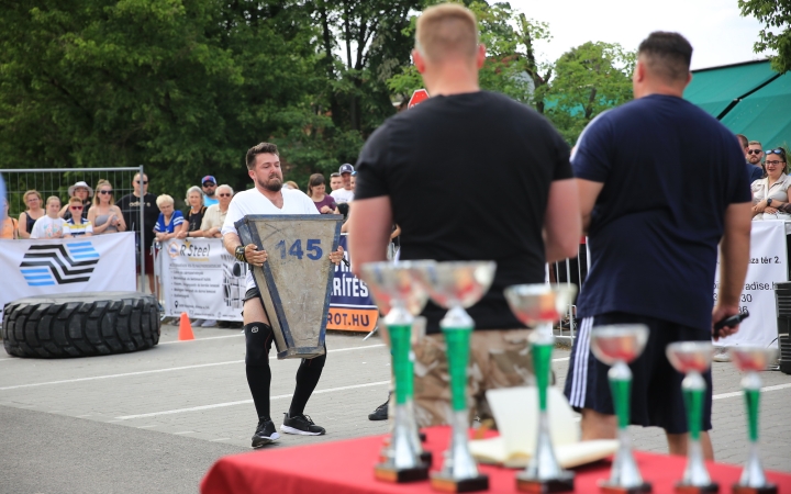 Nemzetközi erős emberek versenye - fotó: 