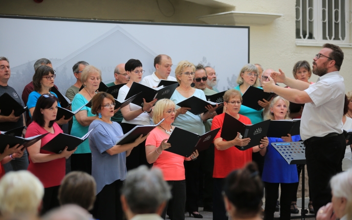 Vegyeskari koncert az Intercisa Múzeumban - fotó: 