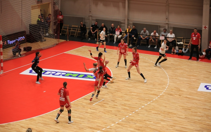 DKKA - SZKKA 27-34 (13-22) - fotó: 