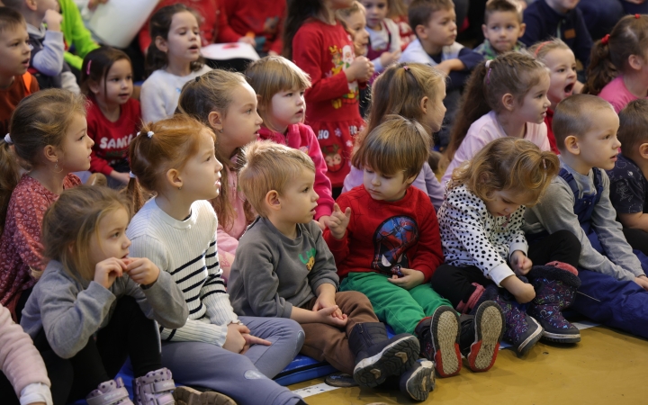 Joulupukki a Béke városrészben - fotó: 